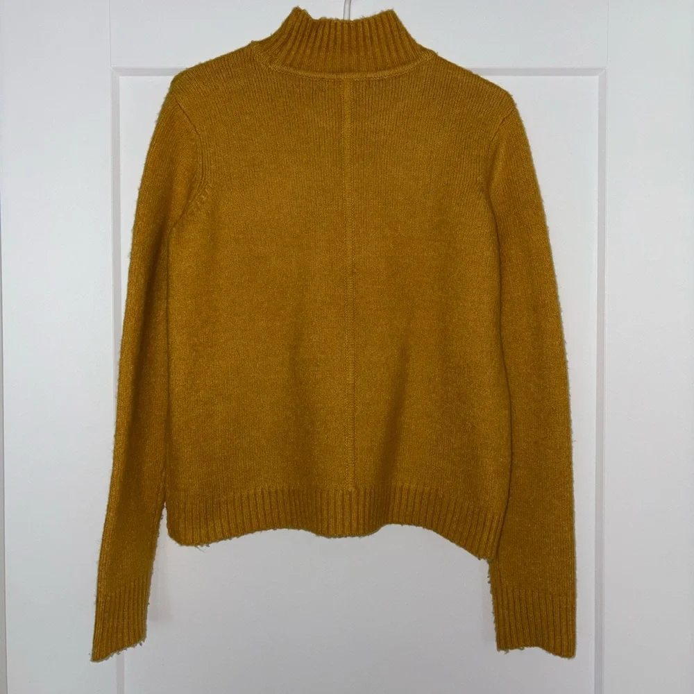Yellow mock-neck sweater with 2 front pockets - Picture 2 of 6